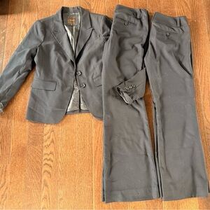 The Limited Navy Blue Pants Suit 8